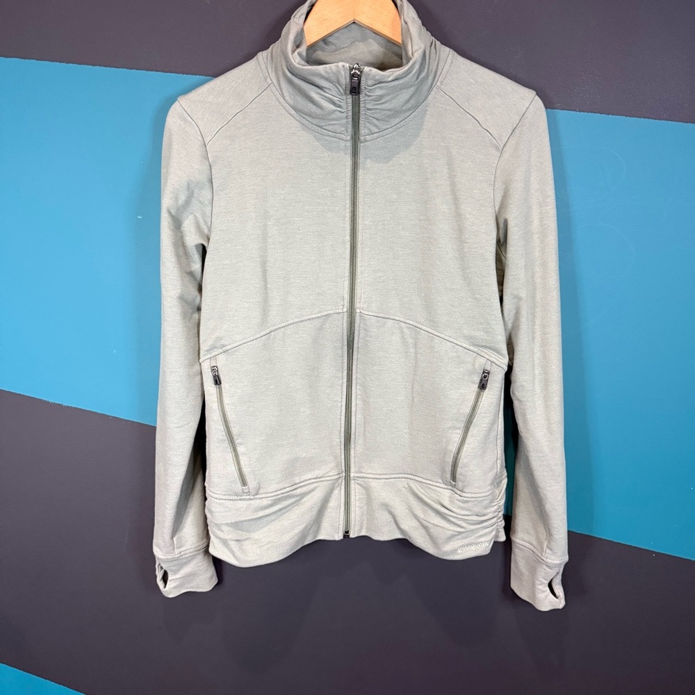 Patagonia Light Sage Green Zip-Up Women's Jacket